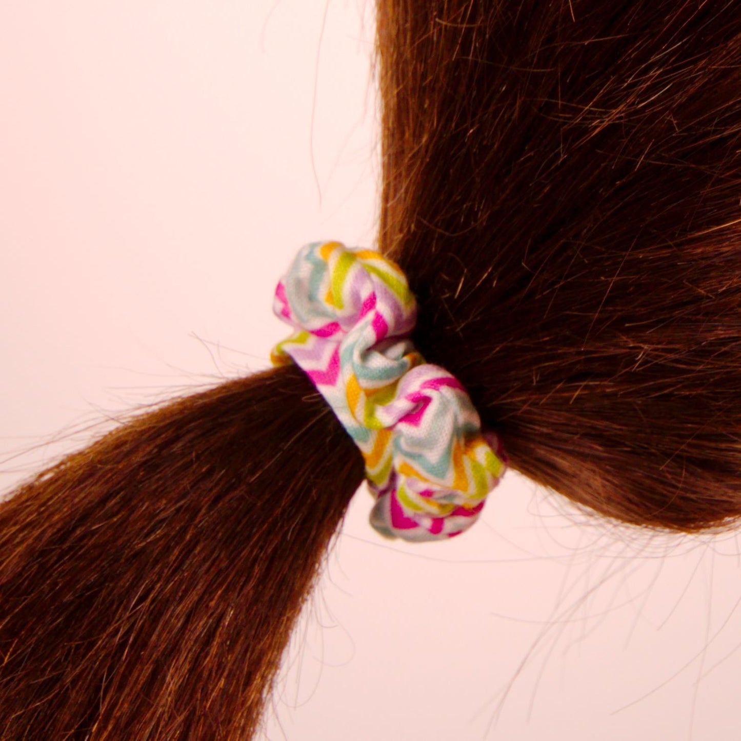 Amelia Beauty, Medium Pastel Stripe Jersey Scrunchies, 2.5in Diameter, Gentle on Hair, Strong Hold, No Snag, No Dents or Creases. 10 Pack