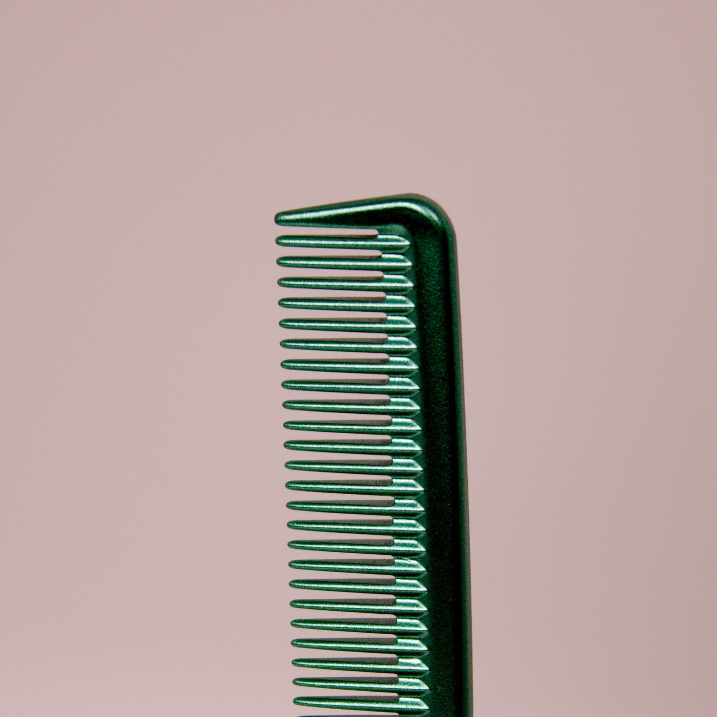 Pegasus MICOLOR 201, 7in Hard Rubber Hair Detangling/Trimmer Comb, Handmade, Seamless, Smooth Edges, Anti Static, Heat and Chemically Resistant, Wet Hair, Everyday Grooming Comb | Peines de goma dura - Green