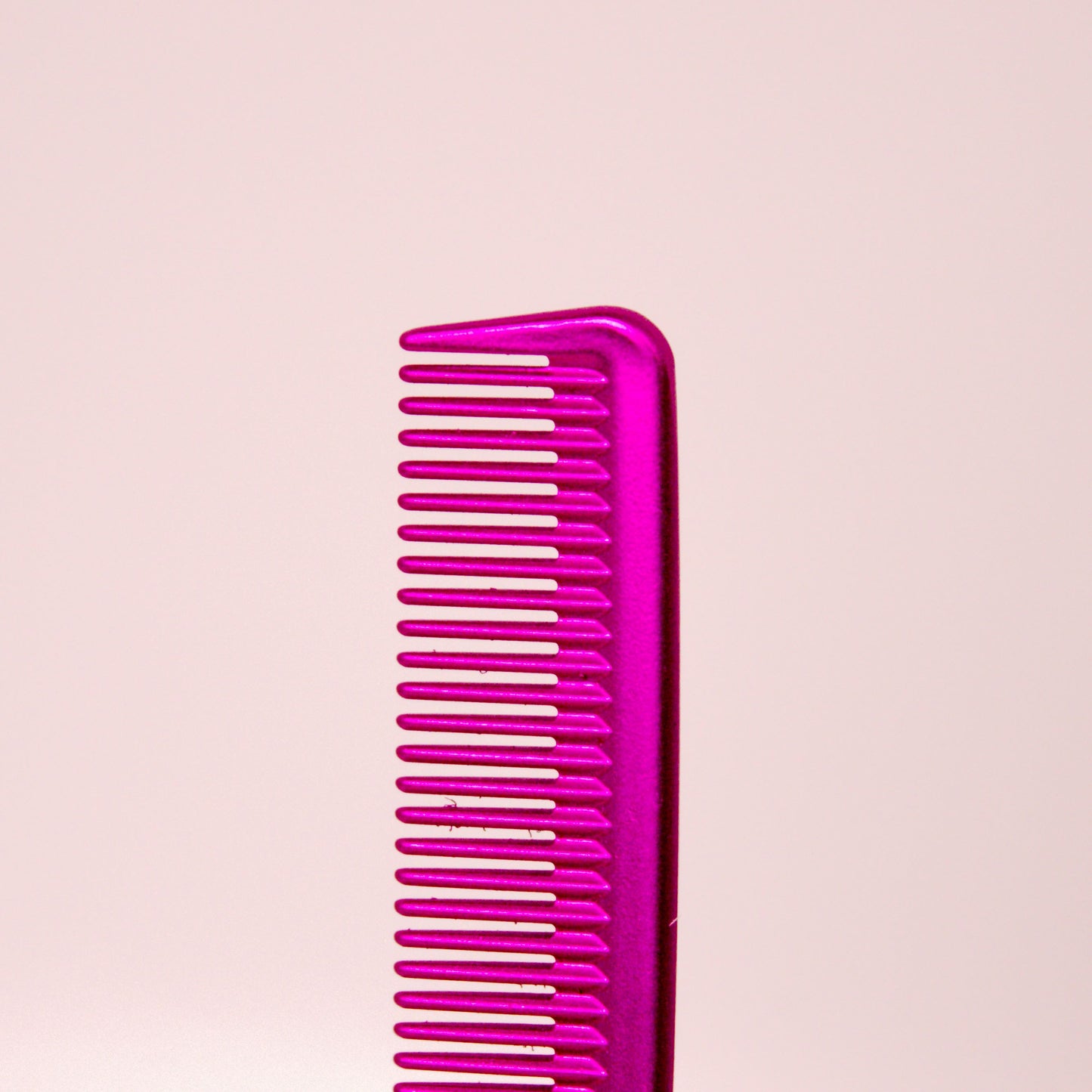 Pegasus MICOLOR 211, 9in Hard Rubber Cutting Comb With Sectioning Tooth, Anti Static, Heat and Chemically Resistant, Wet Hair, Everyday Grooming Comb | Peines de goma dura - Pink