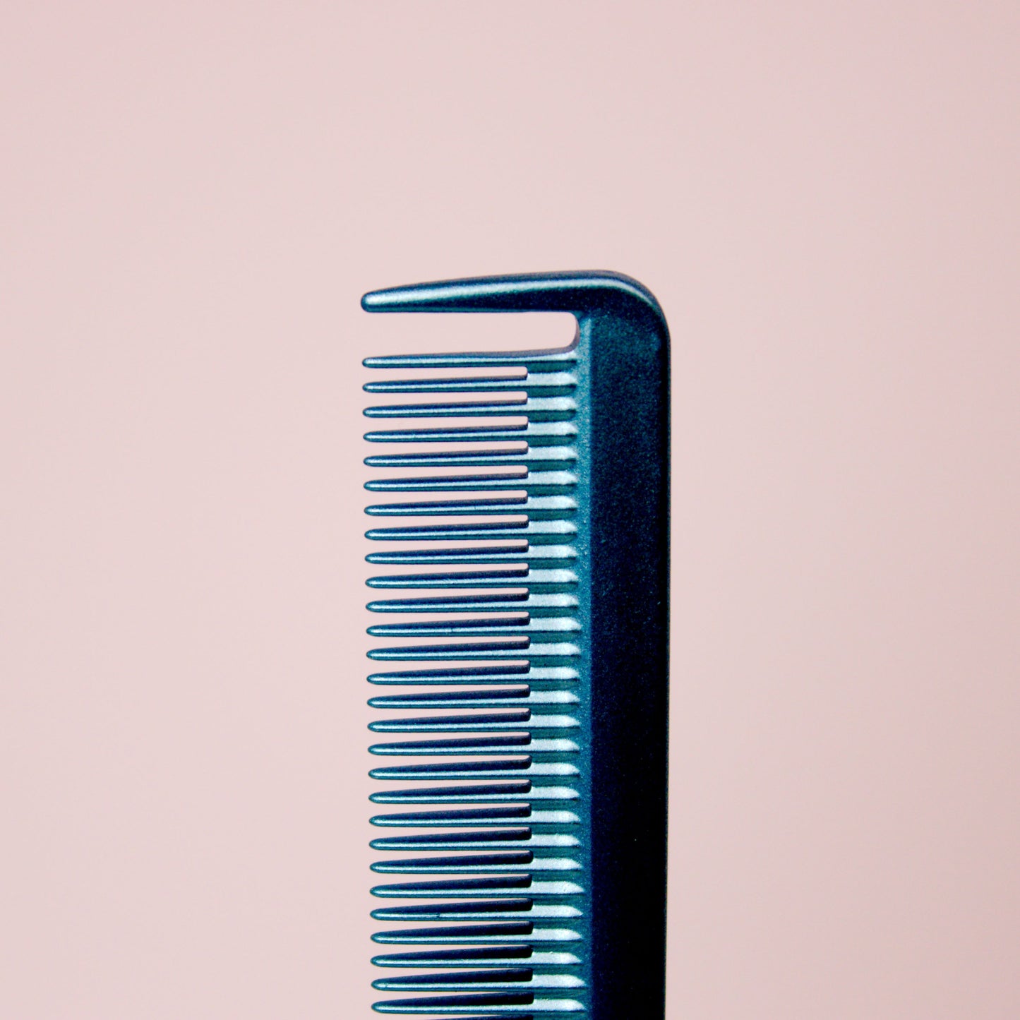 Pegasus MICOLOR 211, 9in Hard Rubber Cutting Comb With Sectioning Tooth, Anti Static, Heat and Chemically Resistant, Wet Hair, Everyday Grooming Comb | Peines de goma dura - Gold