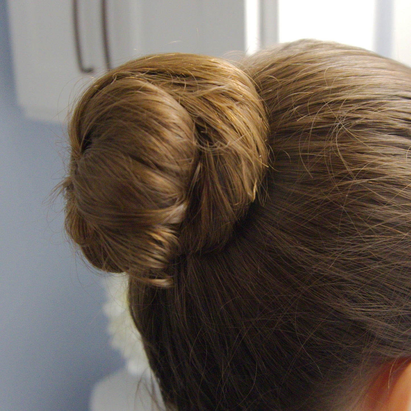 400, Brown, 2.4in (6.0cm), Italian Made Heavy Waved Hair Pins, Recloseable Stay Clean and Organized Container